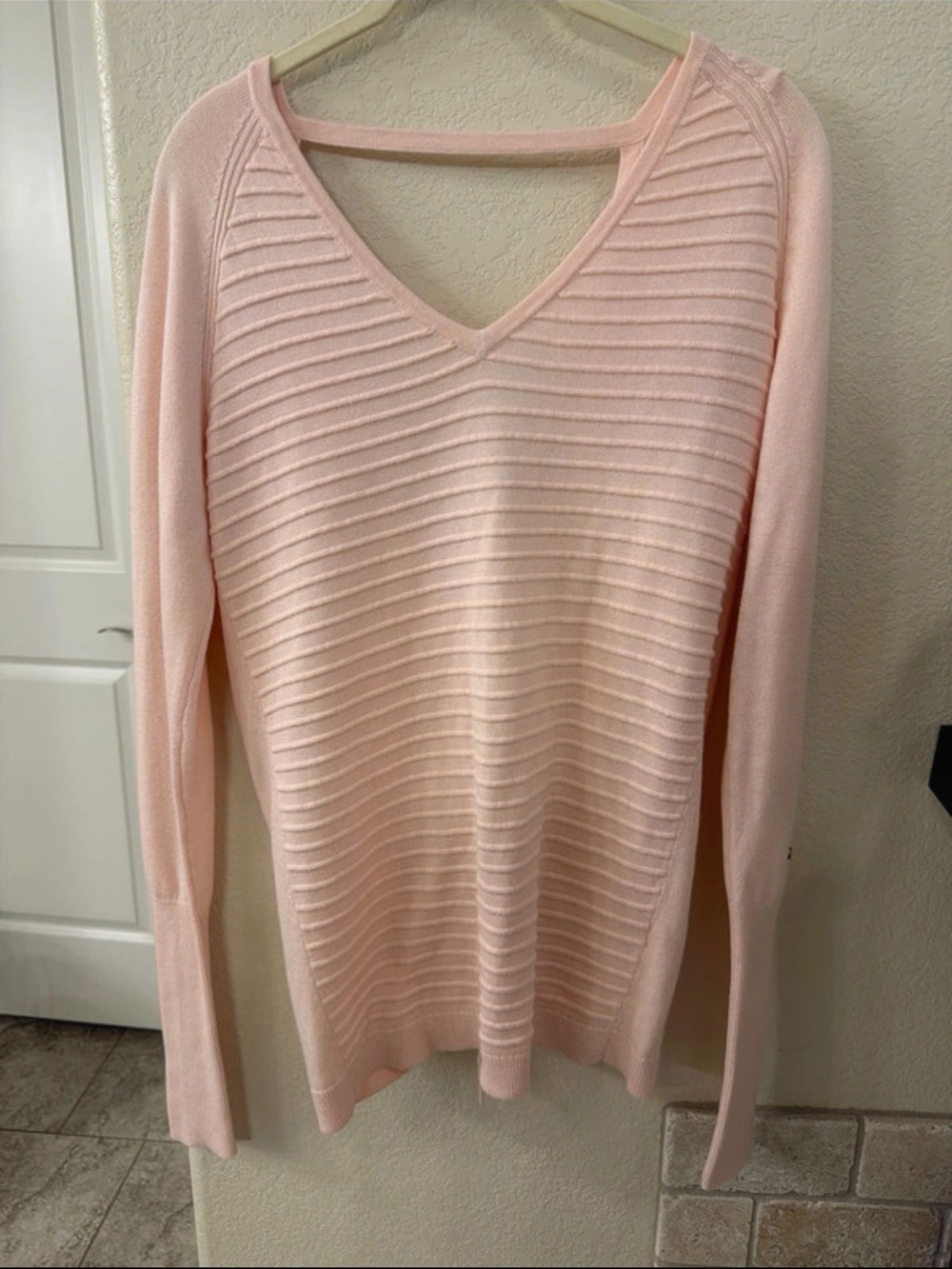Calia by Carrie Women’s Pink V-Neck Ribbed Sweater